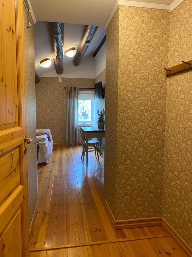 Bredsjoe Gamla Herrgard White Dream Mansion Hällefors エクステリア 写真